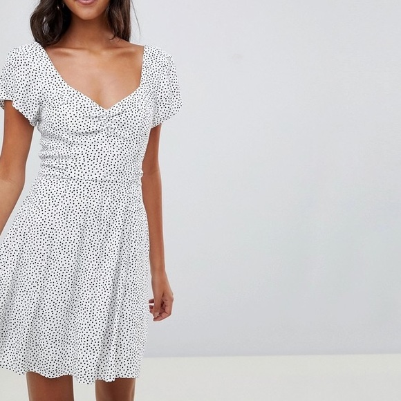 Abercrombie & Fitch Dresses & Skirts - NEW Abercrombie & Fitch short sleeve skater dress